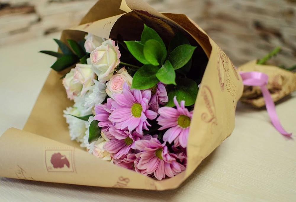 Букет цветов из: Розы и Хризантемы в Волосово