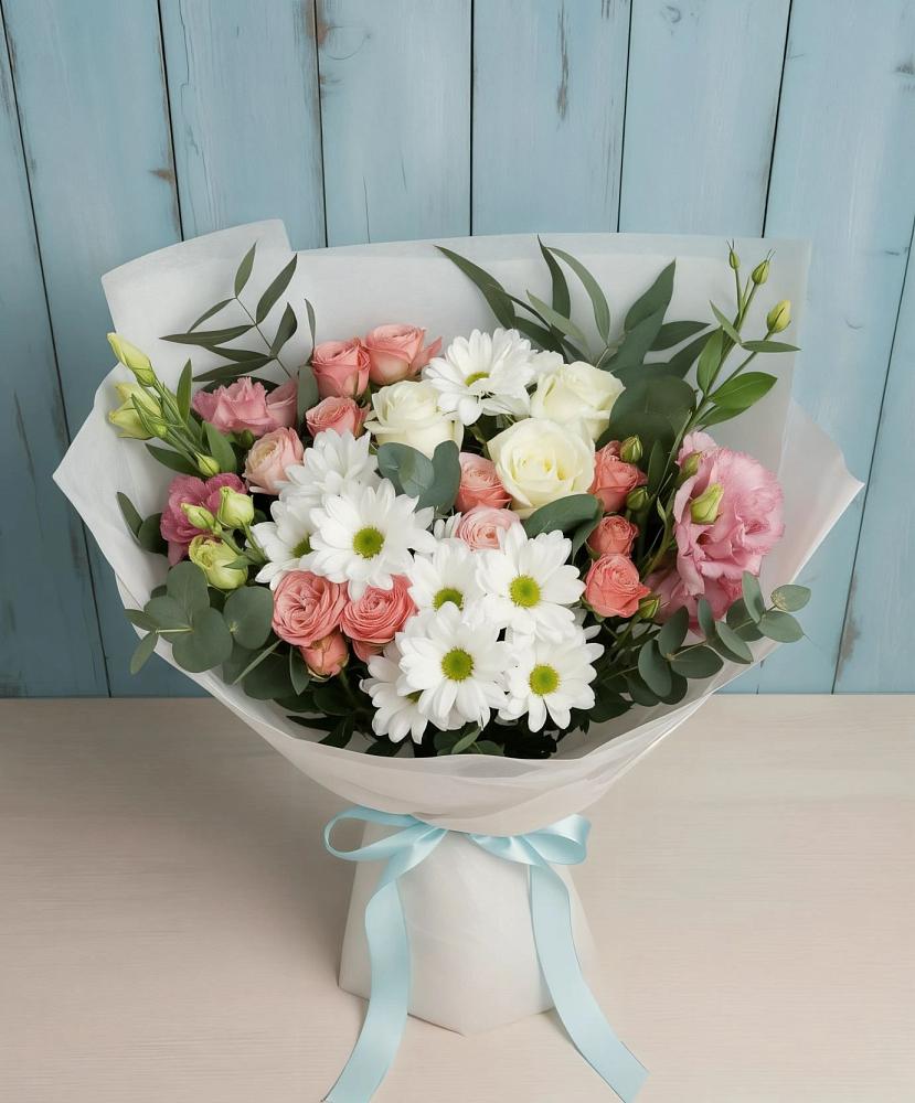 Букет цветов из: Розы, Лизиантусы и Хризантемы в Волосово