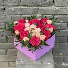 Цветочная композиция из Розы в коробке в Волосово