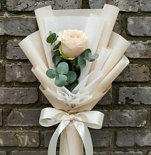 Букет цветов из:  Розы в Волосово