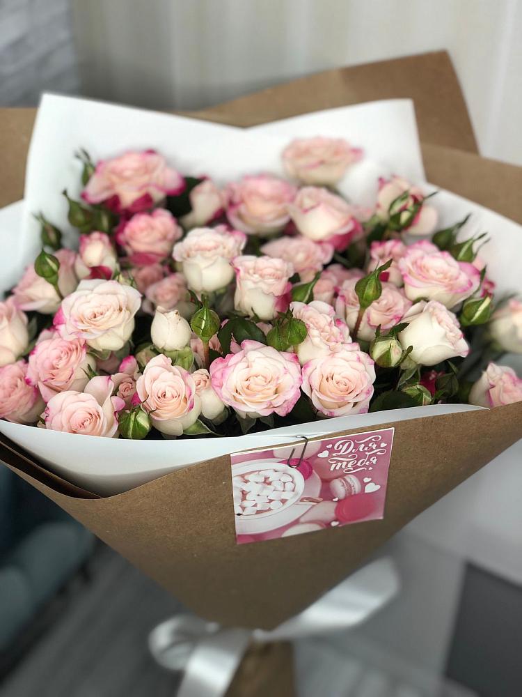 Букет цветов из: Розы в Волосово