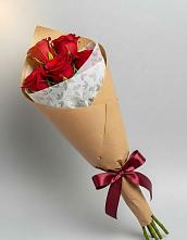 Букет цветов из:  Розы в Волосово