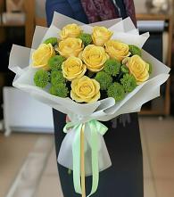 Букет цветов из:  Хризантемы и Розы в Волосово