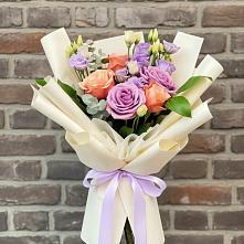 Букет цветов из:  Лизиантусы и Розы #REPLACE_PRED# Волосово