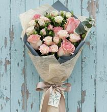 Букет цветов из:  Розы в Волосово