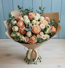 Букет цветов из:  Альстромерии и Розы в Волосово