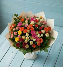 Букет Микс из разноцветных кустовых роз в Волосово