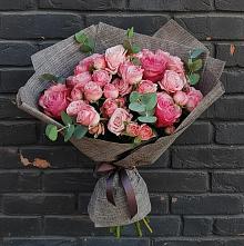 Букет цветов из:  Розы в Волосово